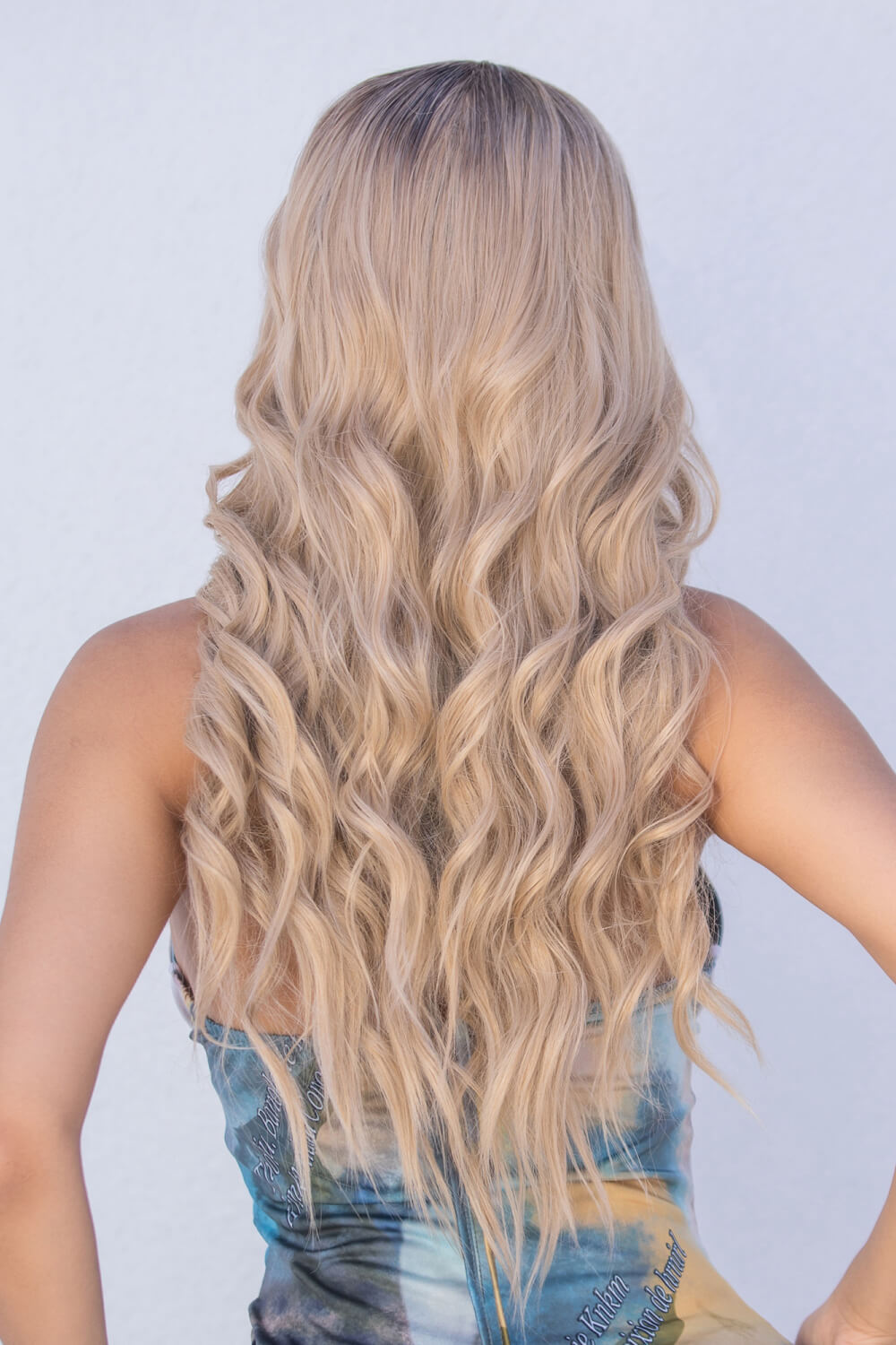13*2" Wave Lace Front Synthetic Wigs in Gold 26" Long 150% Density D'Journè Fashion