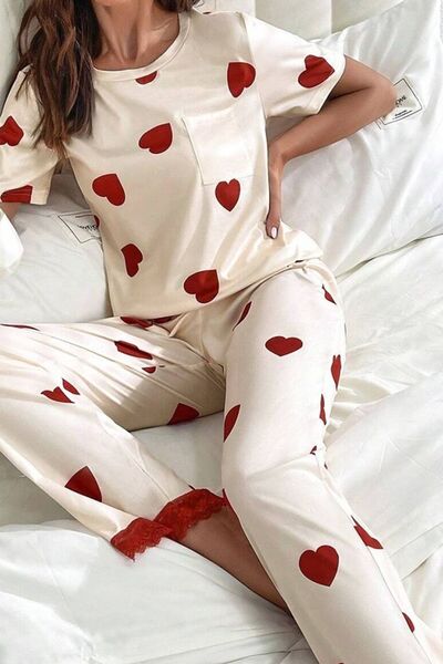 Heart print lounge set, side view showing pockets