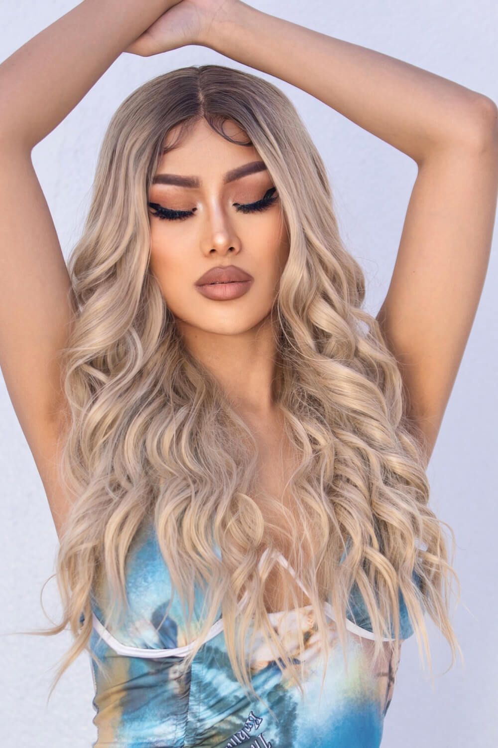 13*2" Wave Lace Front Synthetic Wigs in Gold 26" Long 150% Density D'Journè Fashion
